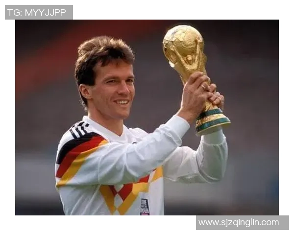 足球巨星的晚年生活与成就回顾及对足球的影响分析