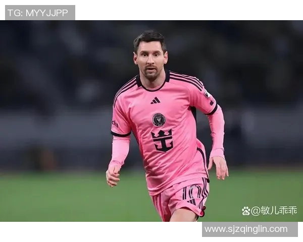 足球明星阿肯的国籍揭秘及其在国际足球界的影响力分析